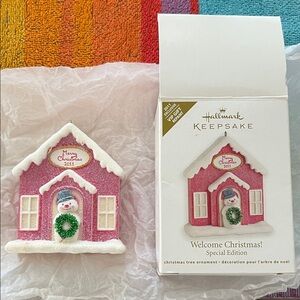 Hallmark Welcome Christmas Special Edition Ornament 2011